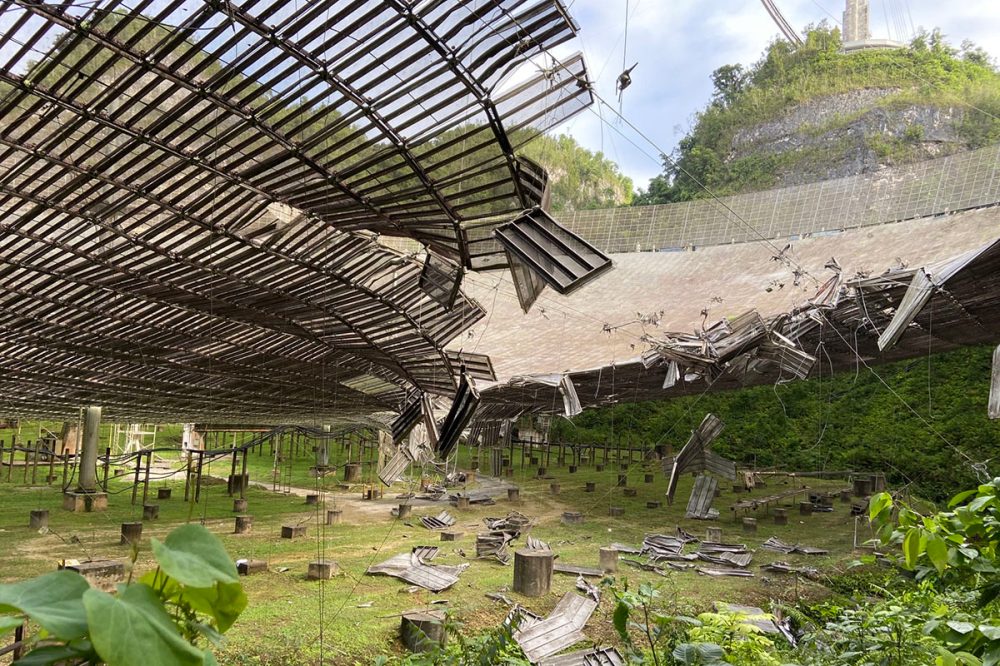 Arecibo radio telescope to be decommissioned due to damage