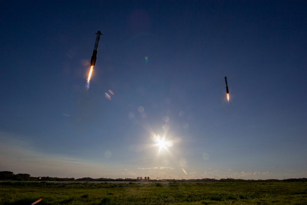 Final booster for first SpaceX Falcon Heavy launch of this year completes testing in McGregor, Texas