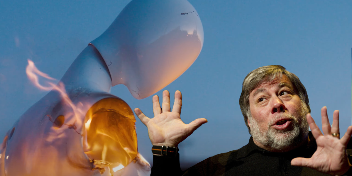 Steve Wozniak with screenshot from Privateer Announcement