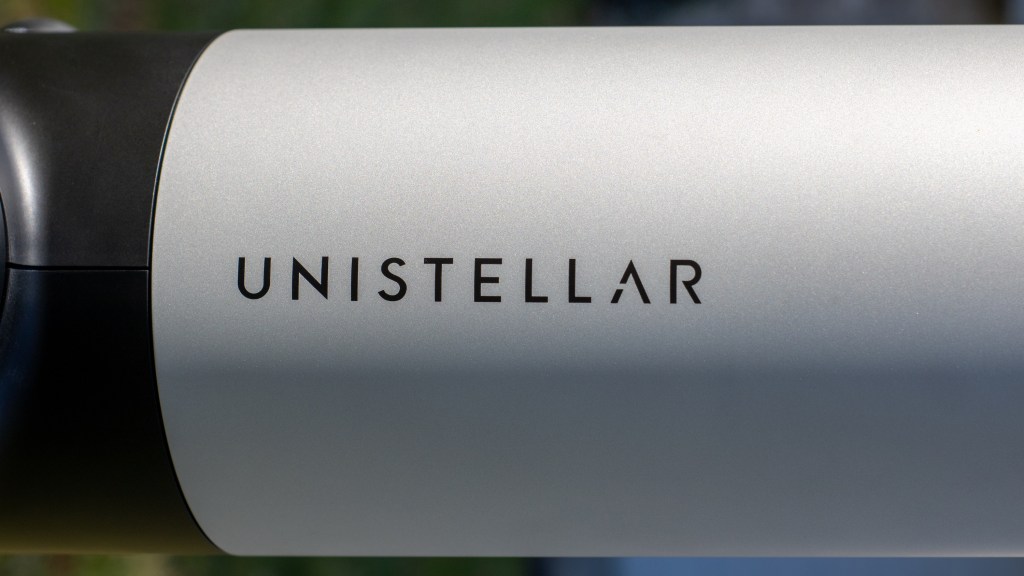 Unistellar on the tube of the eVscope.