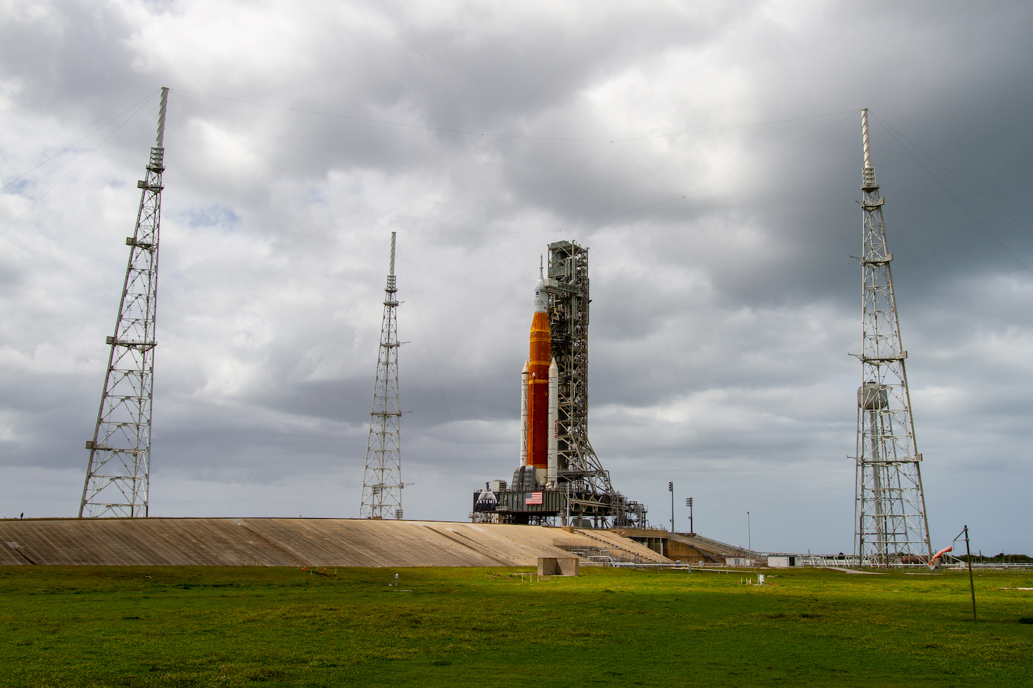 space launch system at LC-39B