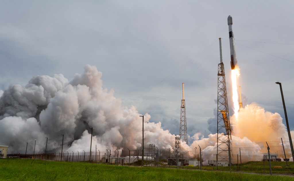Falcon 9 liftoff from SLC-40