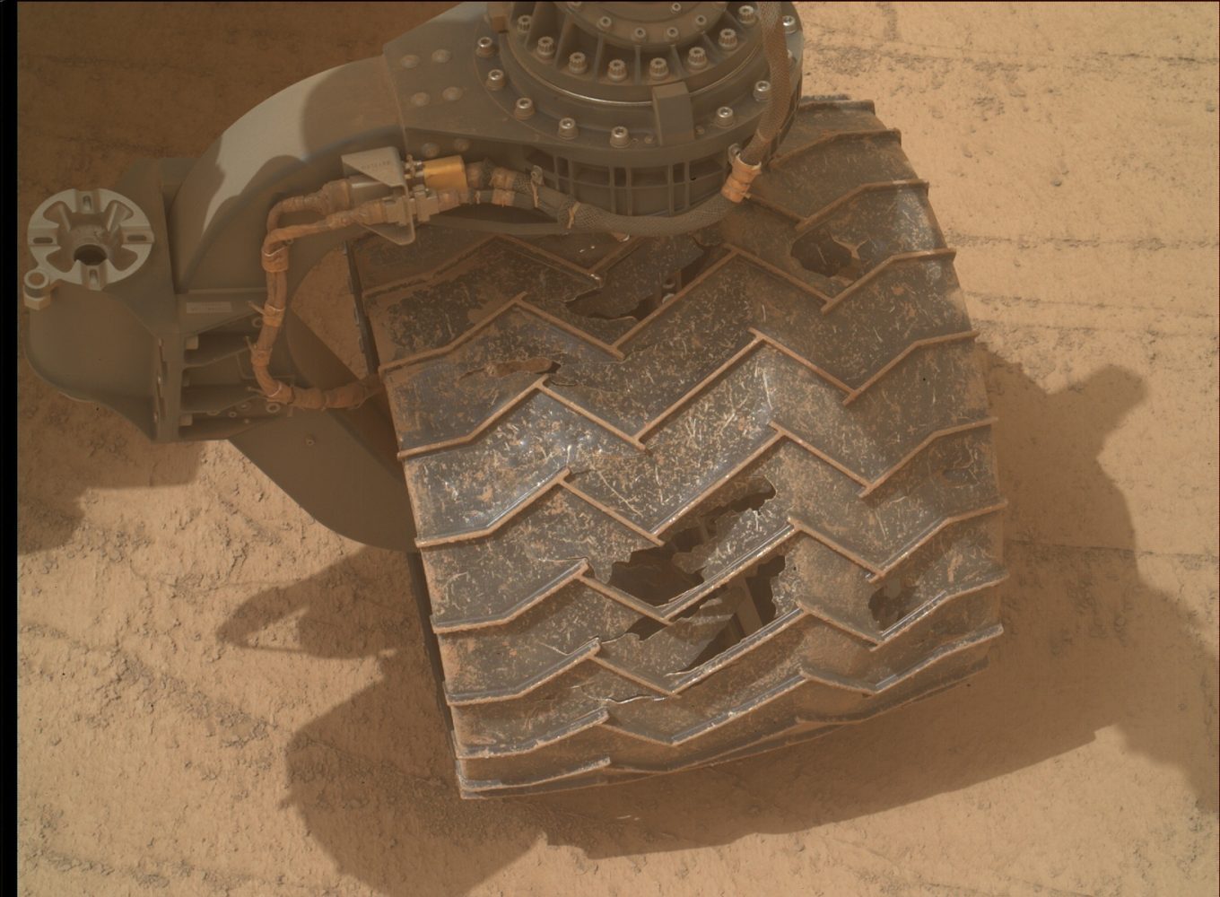 curiosity rover wheel holes