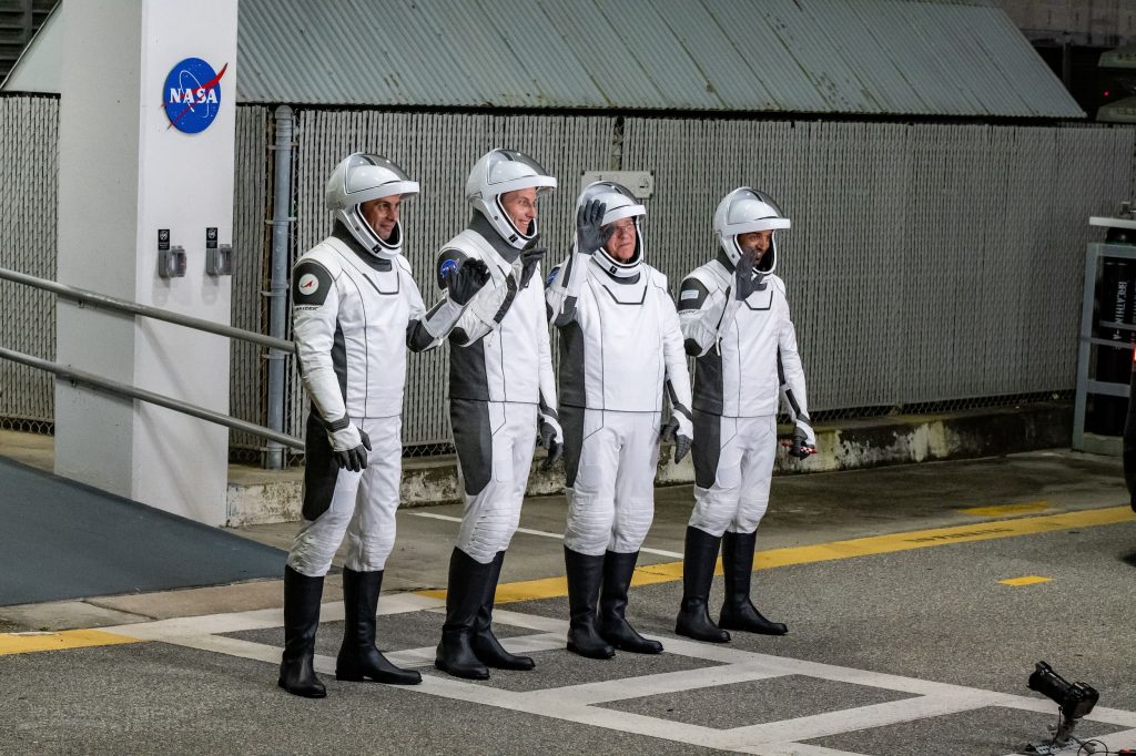 SpaceX crew-6 walkout