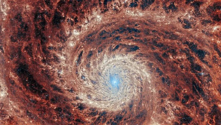 planets inside m51 galaxy cross