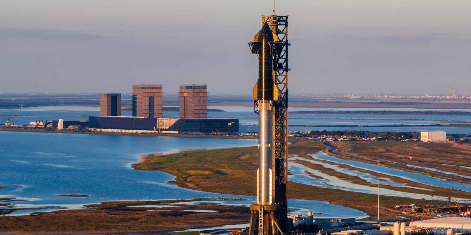 Starship Flight 6 booster and ship stacked on Starbse Orbital Launch Mount A